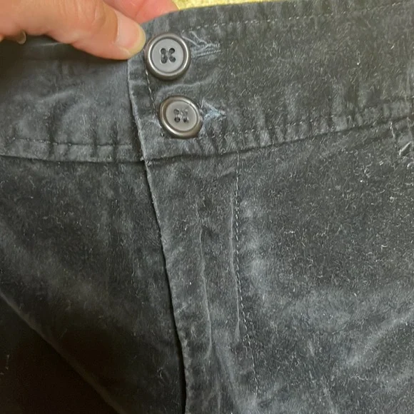 Two EUC velour, capris, one Ann Taylor/ one A.N.A - Picture 10 of 16